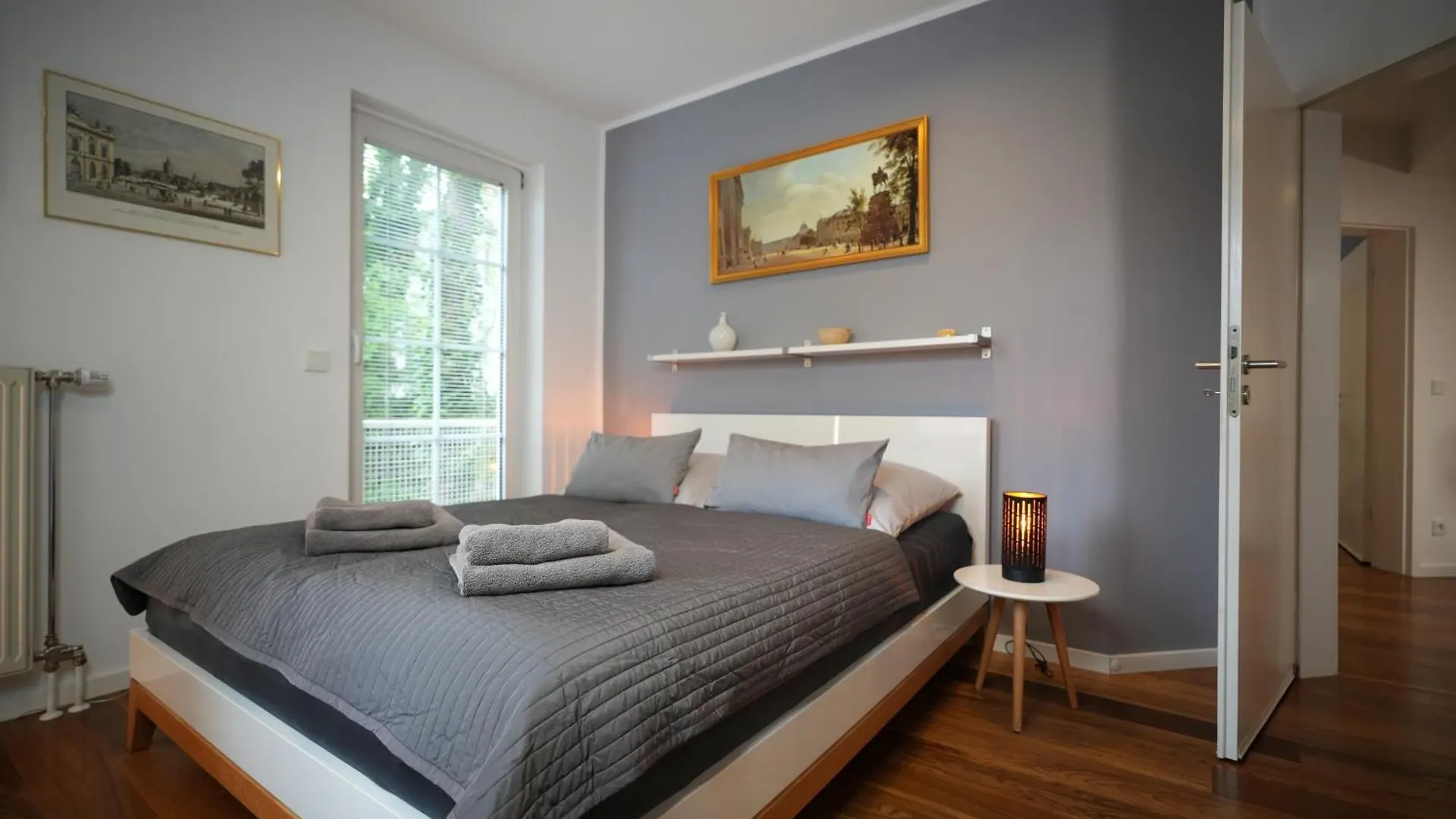 The Berlin Getaway / 80Qm In Berlin'S Historic Diplomatic Quarter Appartement