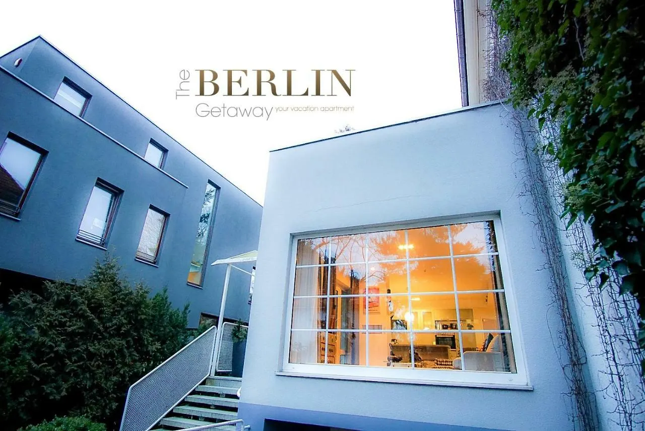 The Berlin Getaway / 80Qm In Berlin'S Historic Diplomatic Quarter Appartement 0*,  Duitsland
