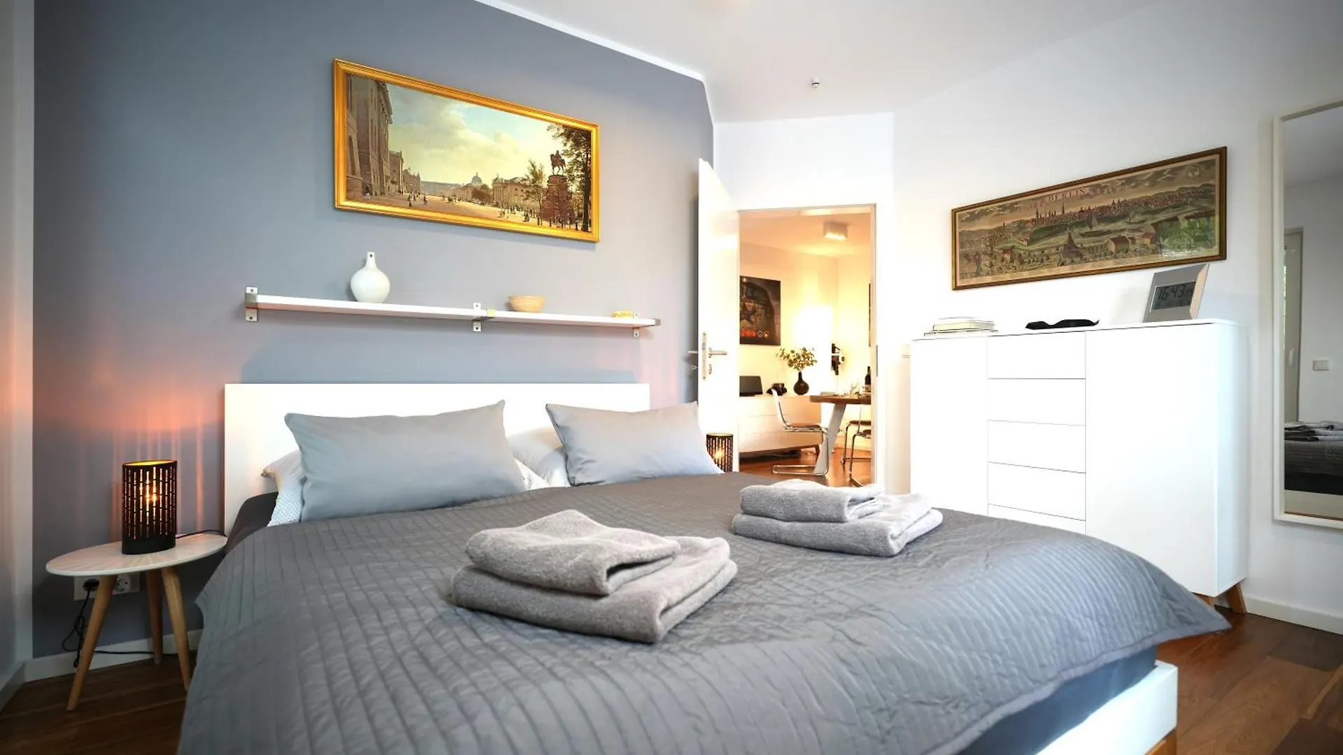 Апартаменты The Berlin Getaway / 80Qm In Berlin'S Historic Diplomatic Quarter